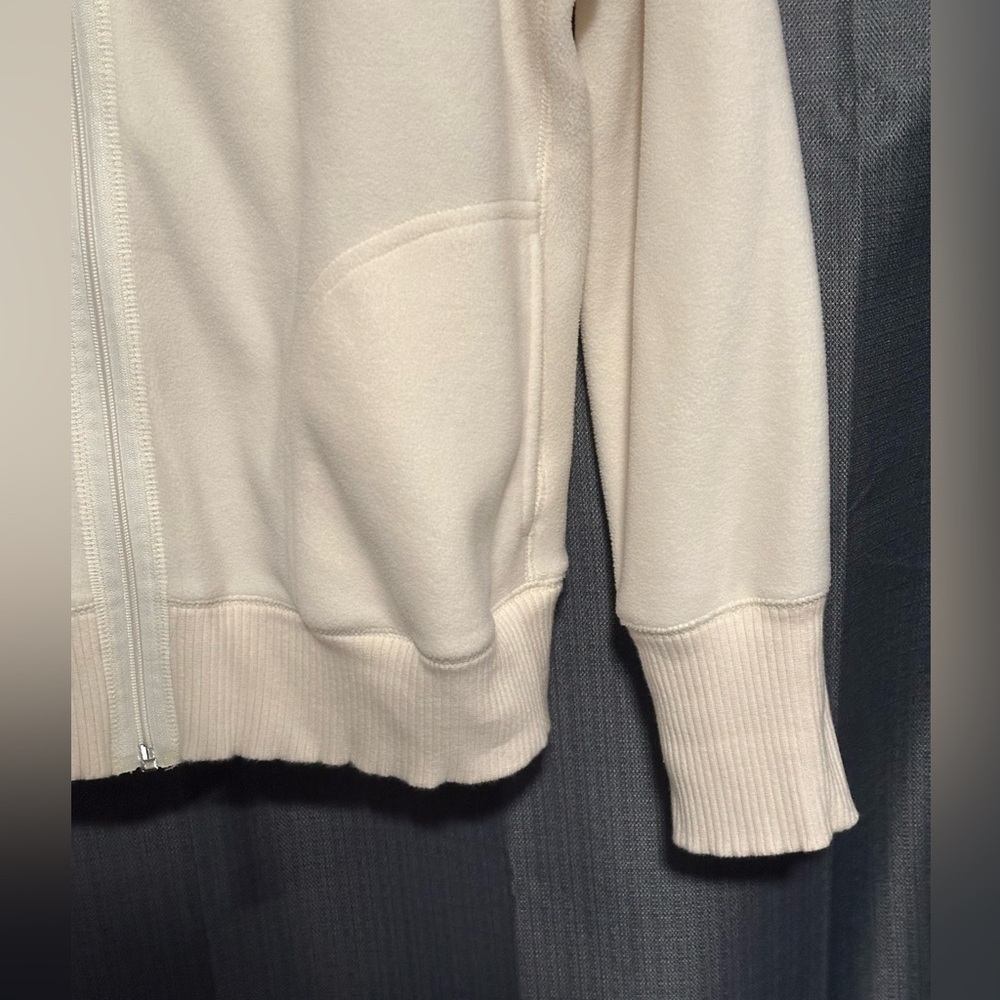 St. John’s Bay Hooded Lightweight Jacket - Picture 4 of 8
